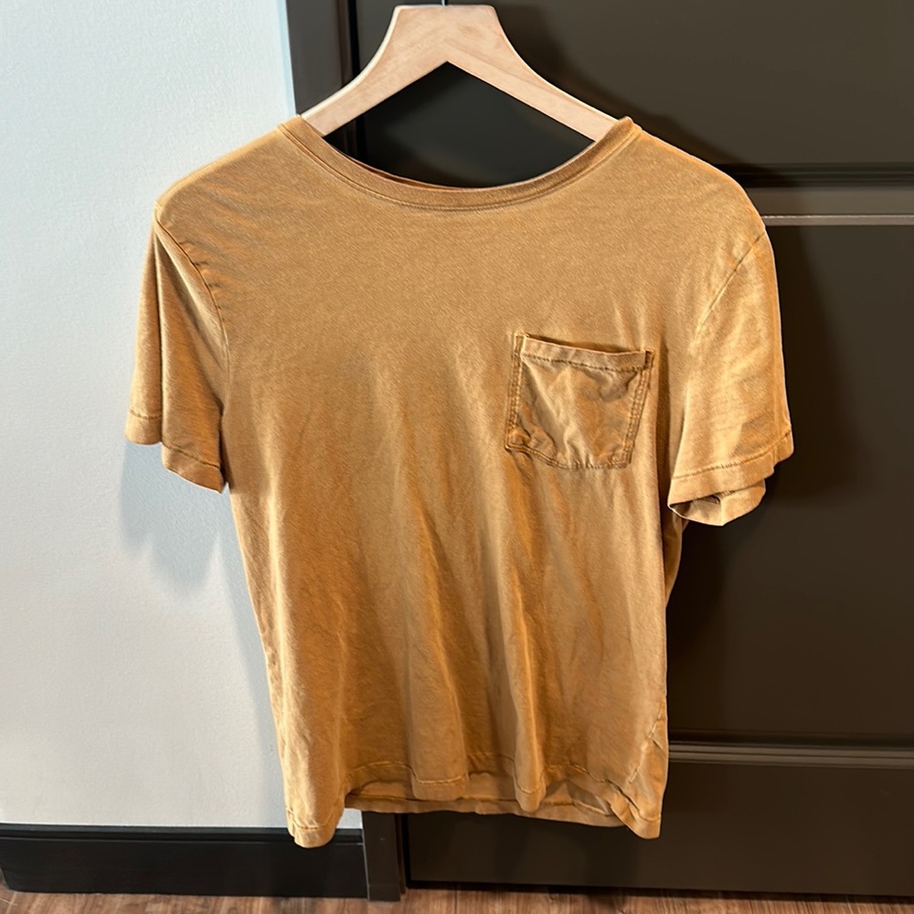 Pocket tee